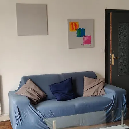 Apartment T5 Proche Du Capucins